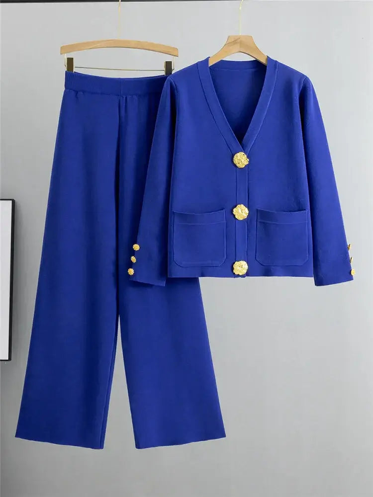Mira| Elegant ensemble