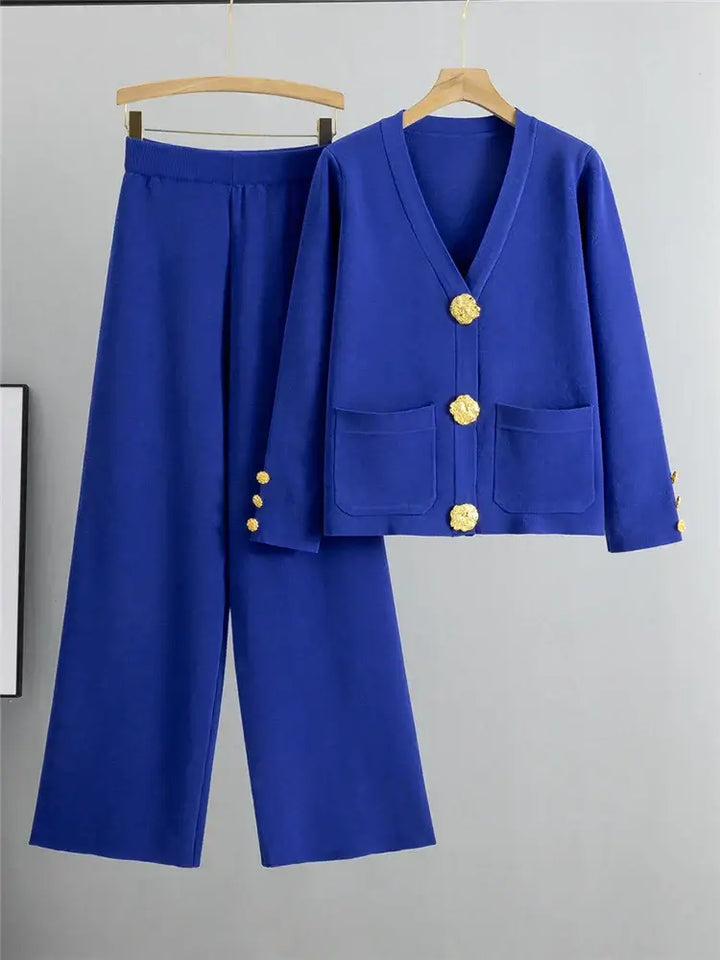 Mira| Elegant ensemble