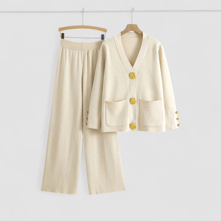 Mira| Elegant ensemble