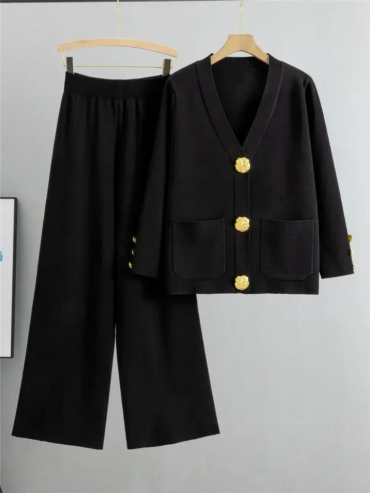 Mira| Elegant ensemble