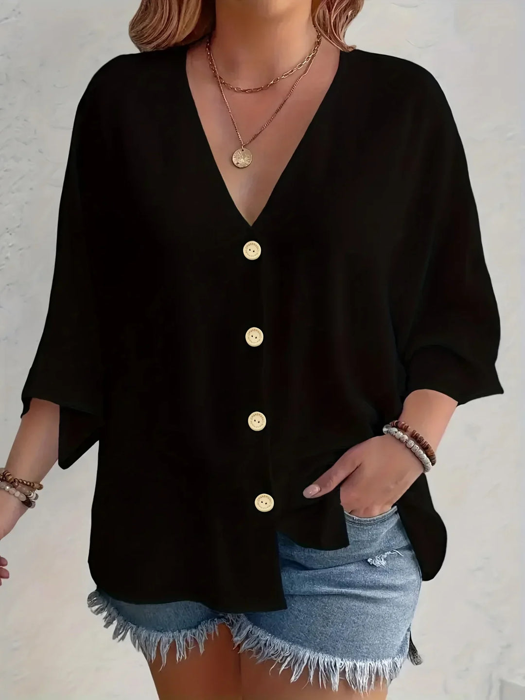 Noora | Signe – Blus med knäppning och ¾-ärm