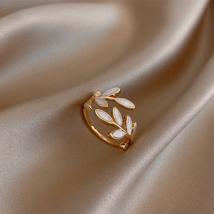 Pure Vit Opalblad Justerbar Ring