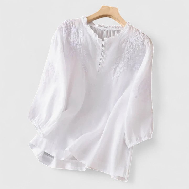 Noora | Sorelia – Blus i broderade axlar