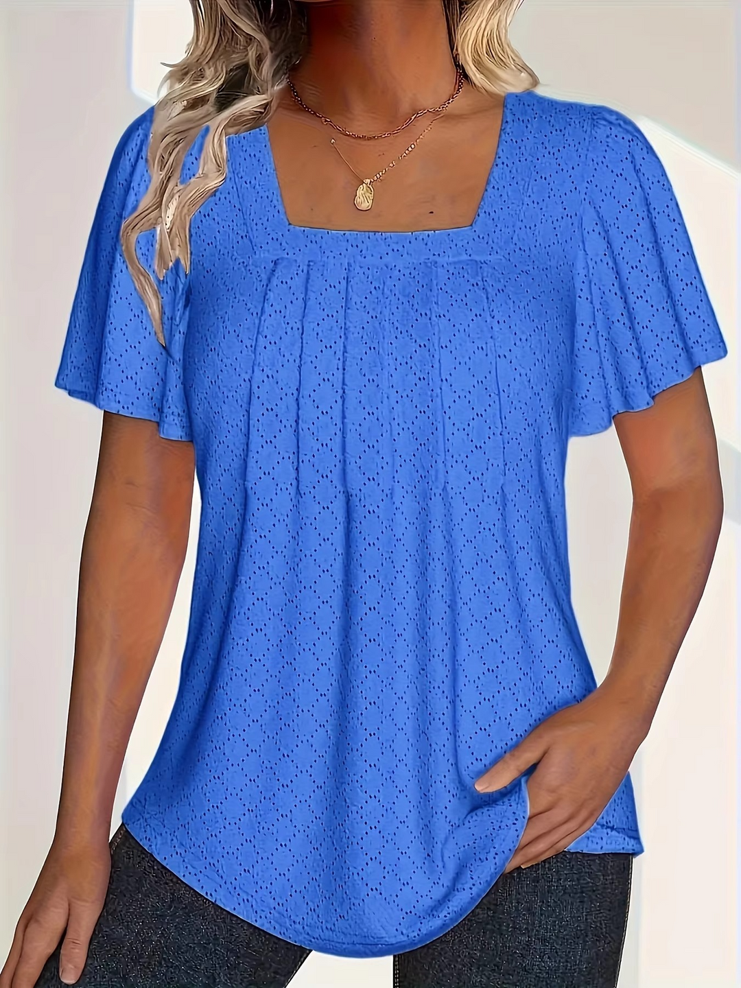 Noora | Mirelle – Blus med fyrkantig halsringning och textur