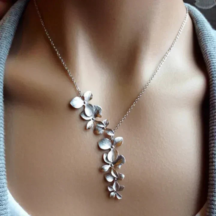Elsa Vintage blommhalsband