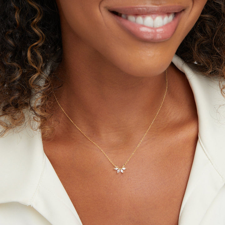 Omelia Halsband